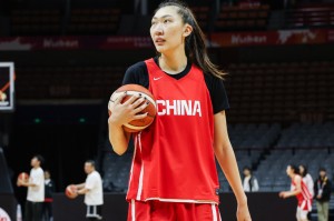 爱游戏体育官方网站-不回WCBA！韩旭正为重返WNBA努力 曾留洋效力纽约自由人